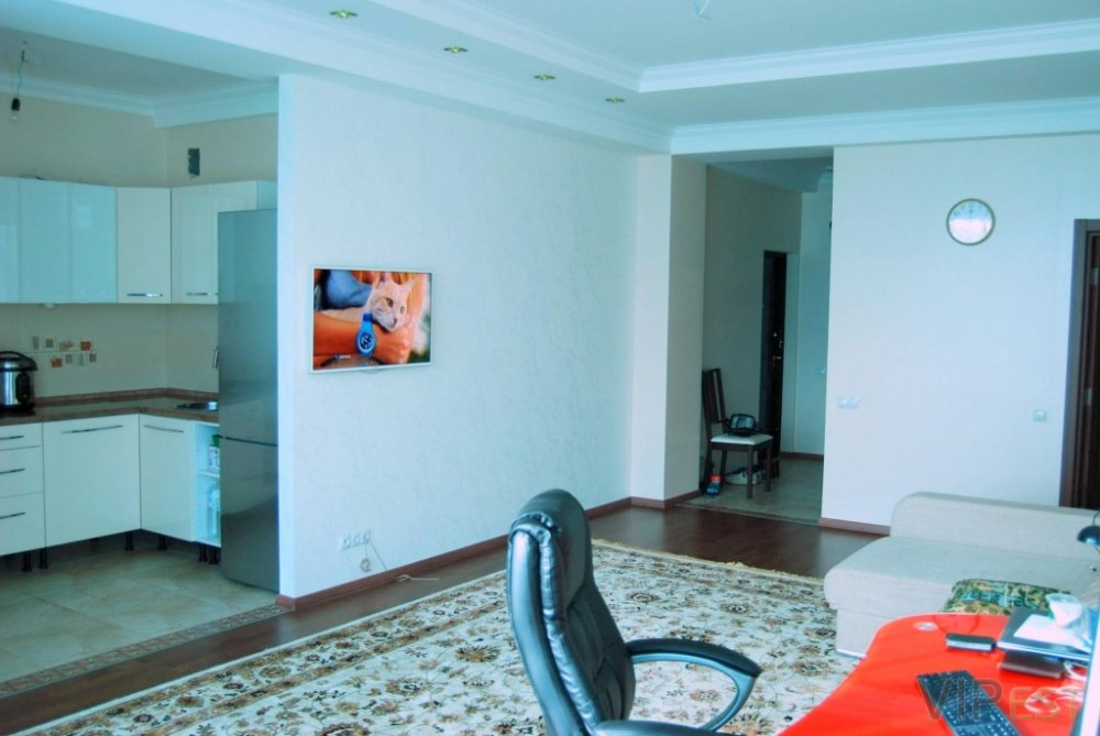 Трёхкомнатная квартира в ЖК «Ришелье Шато» в Гурзуфе продаётся с евроремонтом, современной техникой, сантехникой... - 2