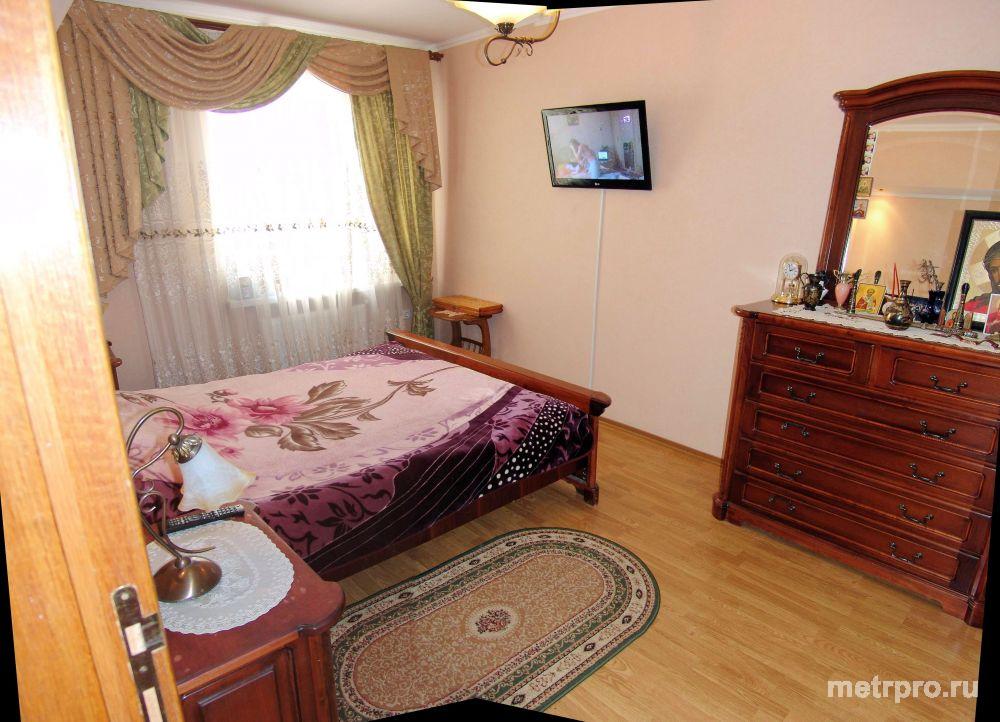 Продажа 4 комнатной квартиры в г. Ялта по ул. Дзержинского. Квартира расположена на среднем этаже 9-ти этажного... - 2