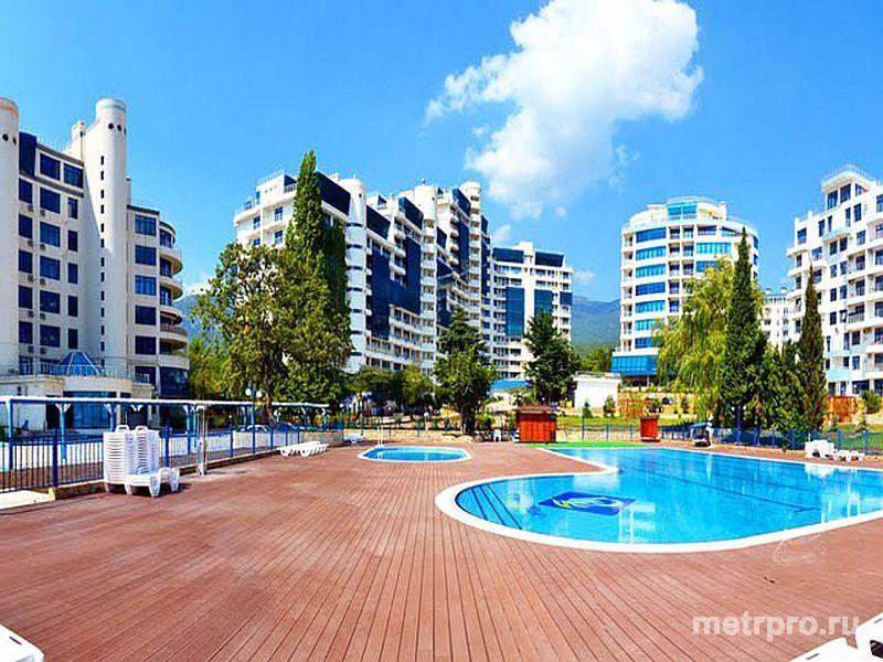 Продается 3 комнатная квартира в элитном комплексе в Гурзуфе.     Квартира расположена на 2 этаже 10 этажного дома с... - 4