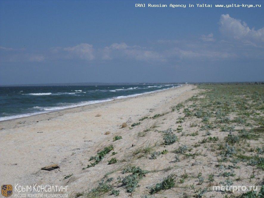 Предлагаем купить земельные участки в Крыму на Азовском море, в 100 м. от моря, участки находятся между посёлками... - 1