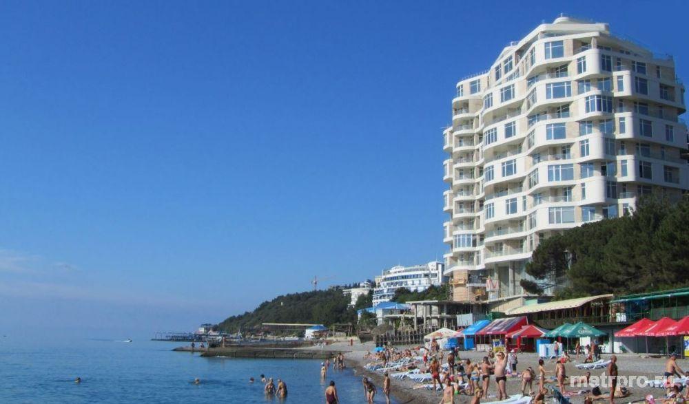 Элитный гостиничный комплекс «Опера Прима» располагается в Ялте, на берегу моря в живописном Приморском парке.... - 7