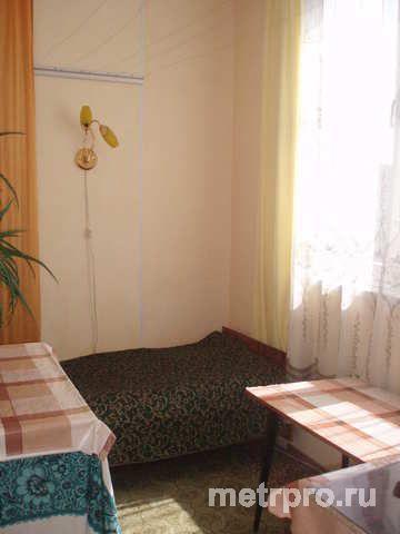 Продается однокомнатная квартира в одном из красивейших и уютных мест Крыма – поселке Щебетовка. Квартира расположена... - 4