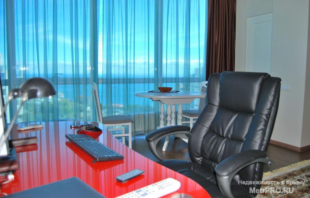 Продается видовая квартира с панорамным остеклением в 13-ти этажном монолитном доме в элитном ЖК 'Ришелье-Шато' с... - 2