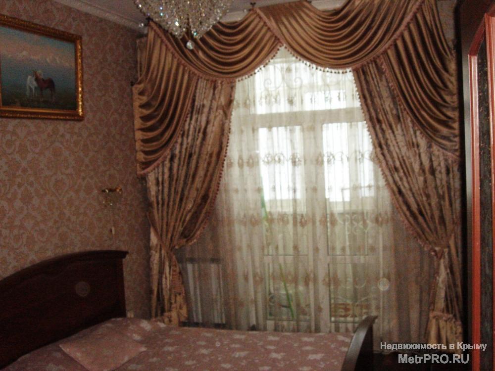 Срочно. Продается шикарная 3-х комнатная квартира в самом центре г. Севастополя – пл. Лазарева, ул. Маяковского 3.  В... - 1