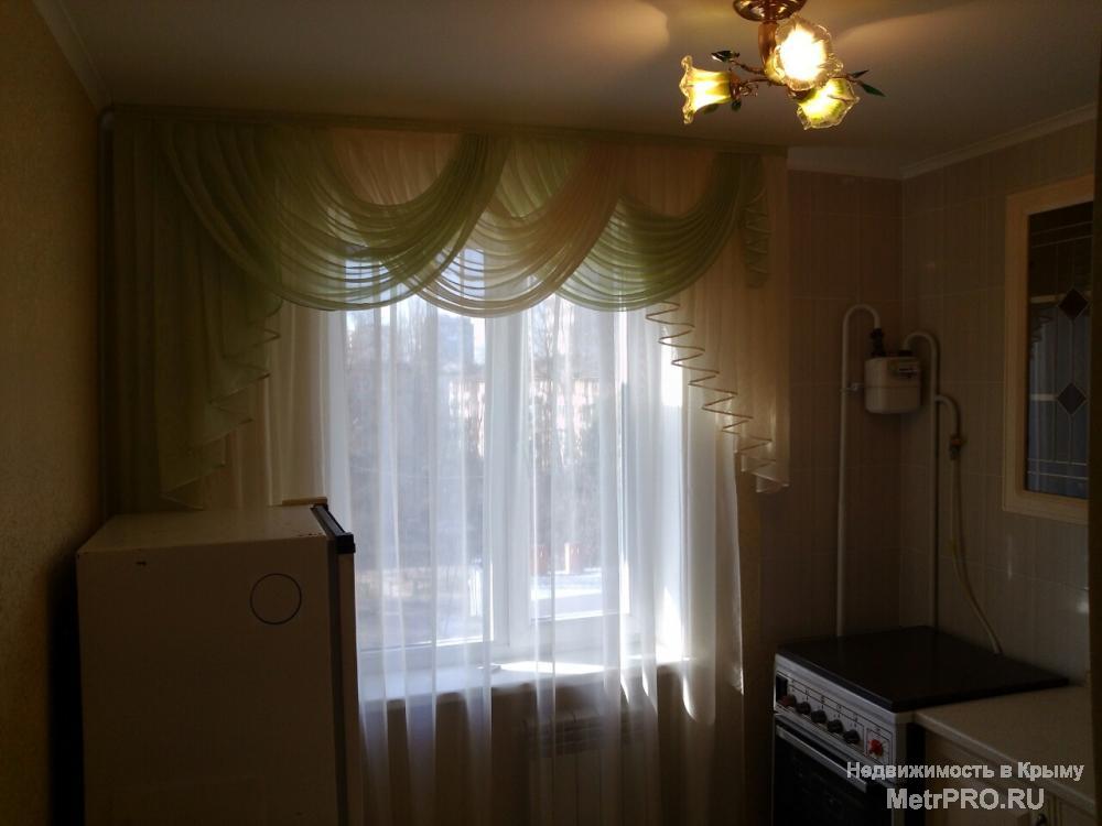 Продается великолепная 1-комнатная квартира, пр. Г.Острякова 31, район Московского рынка, до остановки 3 минуты,... - 1