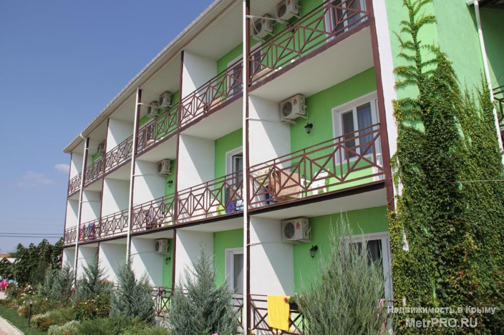 Гостевой дом «Зеленая Симфония» расположен в известном курортном районе Заозерное, рядом с Евпаторией. Тихое и...