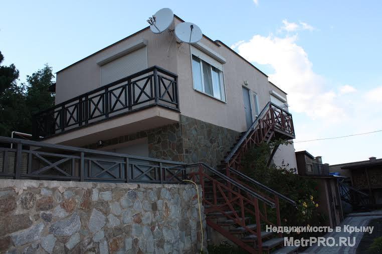 Продажа дома в Гурзуфе.  Продается современный жилой дом в живописном районе Гурзуфа с панорамным видом на море и... - 9