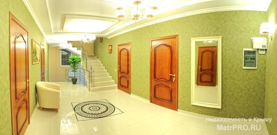 продается 3 этажный частный дом недалеко от центра Севастополя (район Красная горка) рядом с сосновым бором. Площадь... - 9