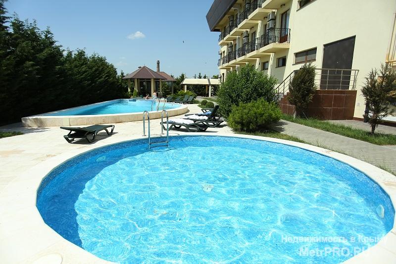 Hotel Restaraunt California - новая частная гостиница в Евпатории, построенная на побережье Чёрного моря в 2012 году.... - 32