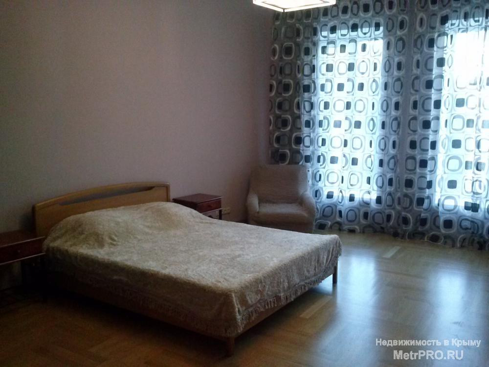 Трехкомнатная квартира в центре Севастополя по ул.Ленина, 18. Просторная квартира с 3 комнатами и комфортным...