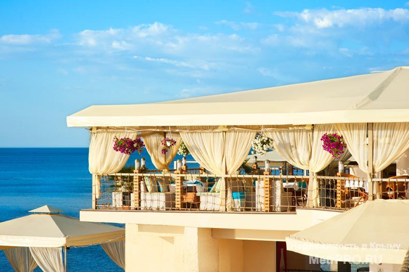 Отель соответствует стандартам уровня 4 звезд и располагается на Южном берегу в живописной зоне курортного города... - 4