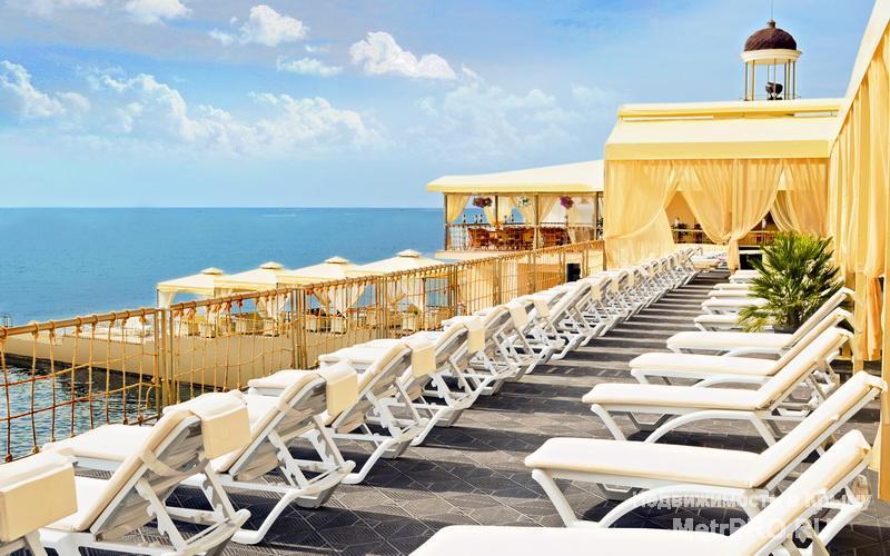 Отель соответствует стандартам уровня 4 звезд и располагается на Южном берегу в живописной зоне курортного города... - 48