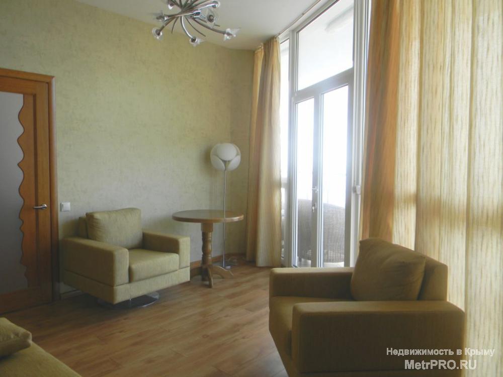 Продается квартира в современном жилом комплексе в Гурзуфе, всего в 600 метрах от моря и набережной. Общая площадь 72...