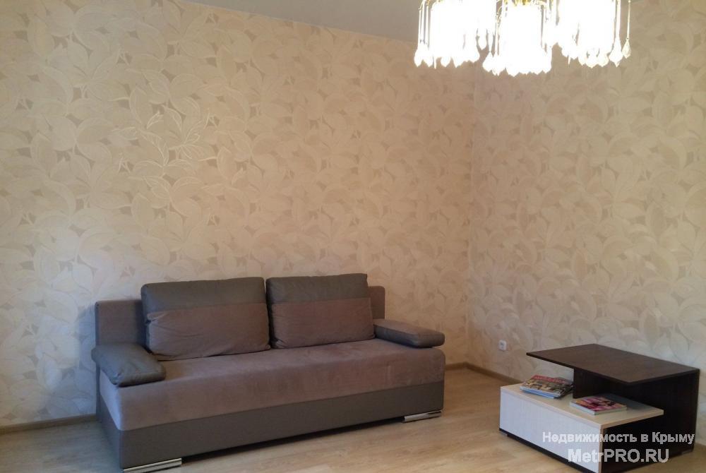 квартира в Омеге, Гагаринский район, в квартире вся необходимая мебель и бытовая техника, ламинат, отличное... - 2