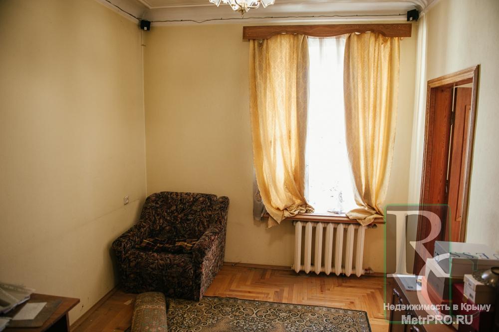 В продаже крупногабаритная квартира в самом центре Севастополя - с угловым балконом в сторону площади Ушакова и... - 6