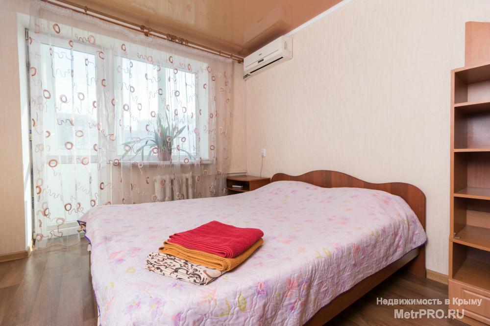 Эта, с отличным соотношением цена-качество-расположение, 1-комнатная квартира расположена в самом центре Симферополя...