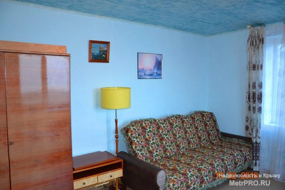 Продаётся 1- комнатная квартира п. Малый Маяк в городе Алушта. Квартира расположена на втором этаже, в двухэтажном... - 3