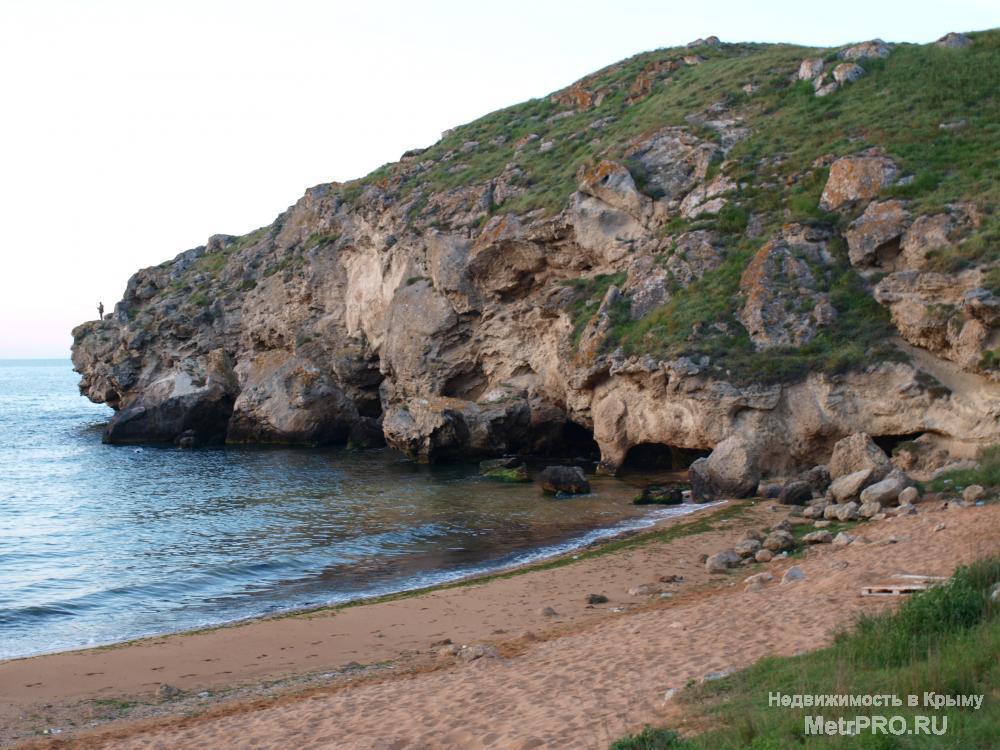 Продам земельный участок 12 соток у моря в Крыму. Участок хороший выровненный в живописном месте, расположен в... - 2