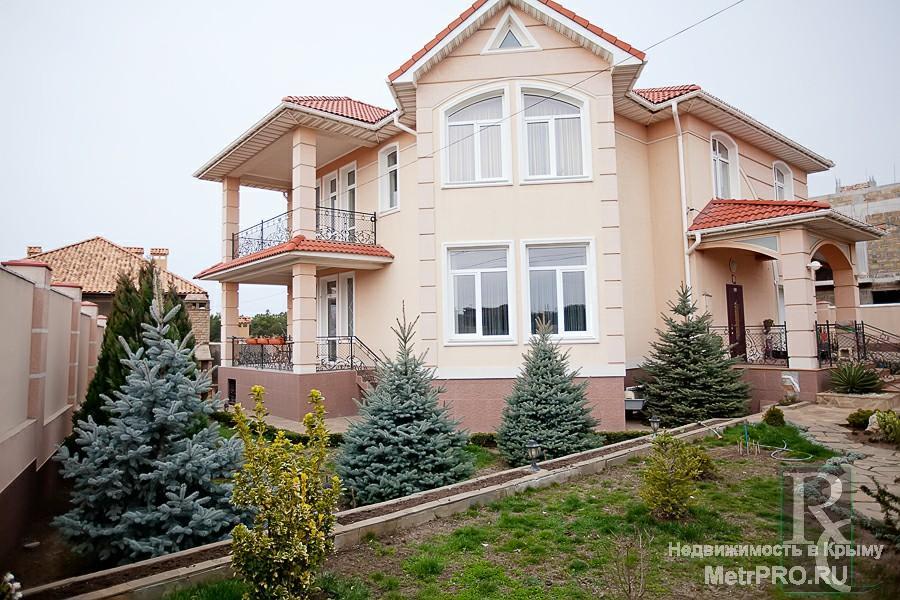 Продаю Шикарный дом площадью 397,2 м.кв, расположенный в элитном поселке г. Севастополя. Данный дом с гордостью... - 18