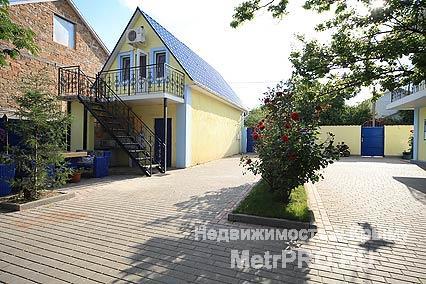 Уютный дом, который находится в селе Морское в 20 км от курорта Судак. Комплекс имеет ухоженную, озелененную... - 7