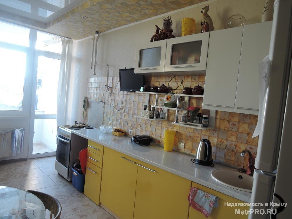 Продается 1-комнатная квартира 42,1 кв. м. на Артдивизионовской, 8 (Севастополь)  + Просторная кухня 10 кв.м   +... - 3