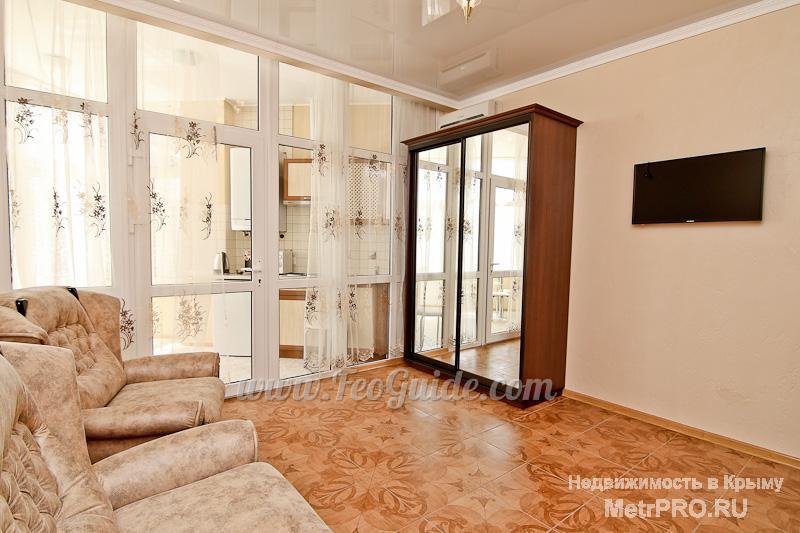 Шикарная двухкомнатная квартира класса люкс, расположенная на самом берегу Черного моря станет отличным вариантом для... - 9
