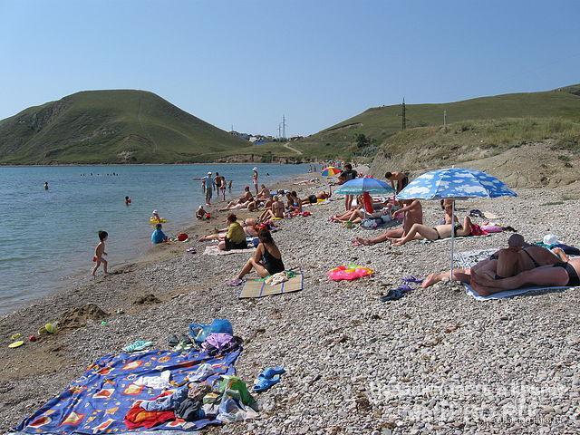 Пансионат располагается на берегу моря горного Крыма (в 150 метрах от природных пляжей), спальный район, занимает... - 46