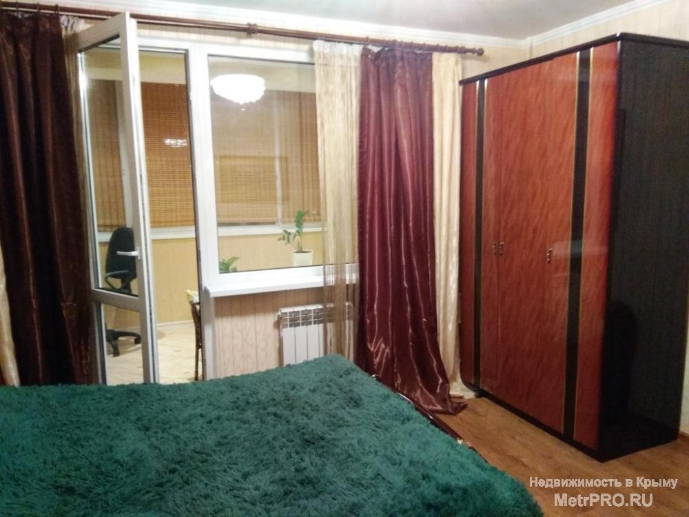 Продаем 2х комнатную квартиру р-н Острякова комфортной планировки. Раздельный санузел, раздельные комнаты и большая... - 2