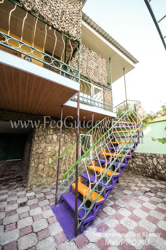 Благоустроенный двухкомнатный коттедж класса люкс с балконом – это отличный вариант жилья для семьи из 2 – 4 человек,... - 1