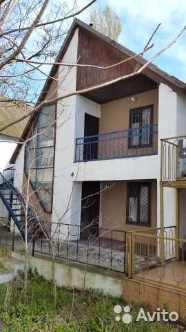 Продается 2-х этажный дом на базе отдыха 'Прибой' в городе Саки, Крым. до моря 350 метров. База имеет очень развитую... - 1