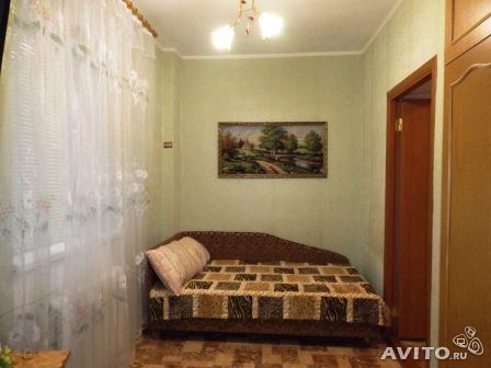 Сдам 2 комн. дом с отдельным двором рядом с пляжем Солярис по ул. Петриченко 35. К пляжу 7 минут пешком по тенистой... - 3
