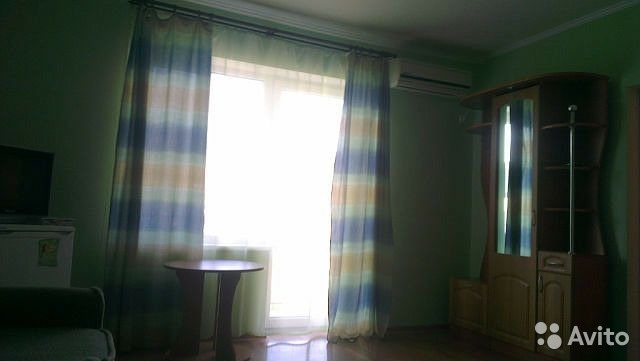 Продается работающая мини-гостиница,расположена в поселке Коктебель, до моря 900 м, площадь 465 кв.м, 4 этажа, двор... - 5