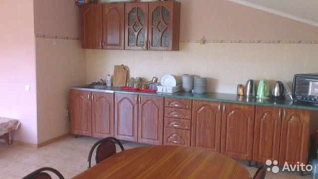 Продается работающая мини-гостиница,расположена в поселке Коктебель, до моря 900 м, площадь 465 кв.м, 4 этажа, двор... - 7