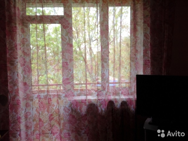 Продается 1 к.кв. Хрусталева 41, 4/5 эт., уютный двор, чистый подъезд с домофоном, парк с детской площадкой. В... - 3