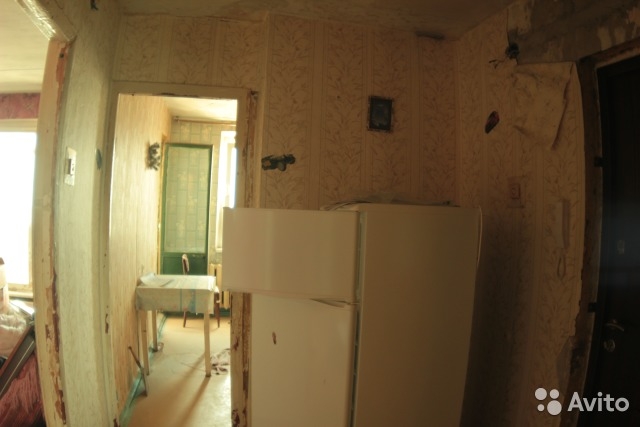 Продается под ремонт трехкомнатная квартира, улучшенной планировки. Девятый из девяти.Остановка общественного... - 4