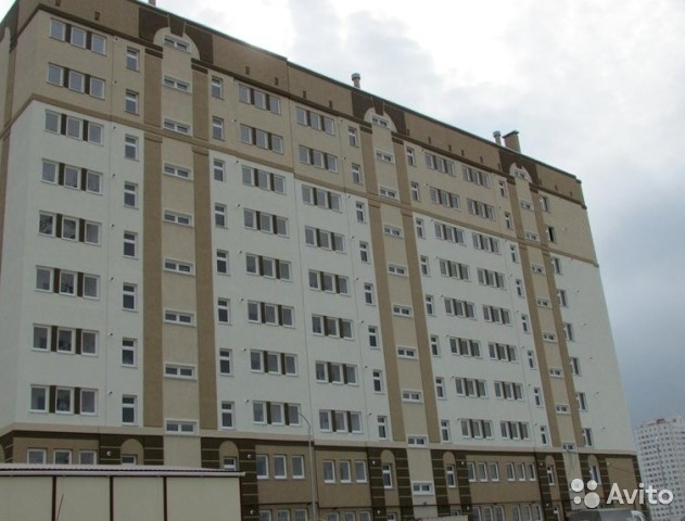 Продаётся 2к.к. на Омеге,дом сдан,подземные гаражи,детская площадка,парковка,до песочного пляжа Омеги 5 минут...