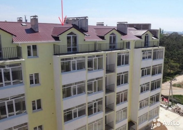 Продаю мансардное помещение 45 м.кв. Есть огромный балкон. Помещение свободной планировки, после строителей. В... - 3
