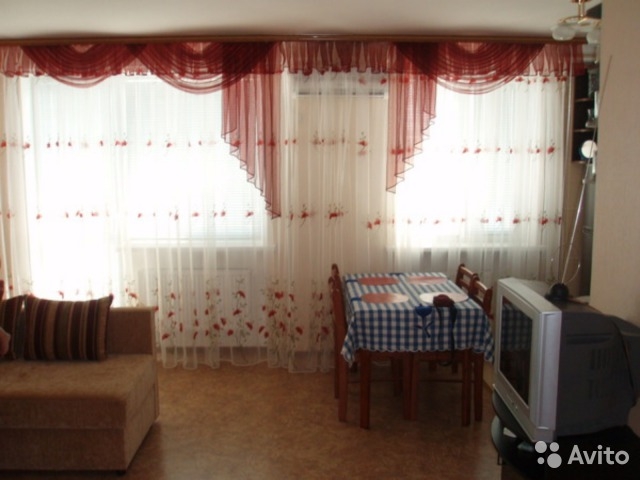 Аренда / 2-комнатные, СЕВАСТОПОЛЬ, Гагарина 22 - Стрелецкая бухта, 1 500 р. Двухкомнатная квартира в Севастополе, район Стрелецкая бухта, №677 (Гагарина) Интеръер: Комната студио совмещенная с... - 1