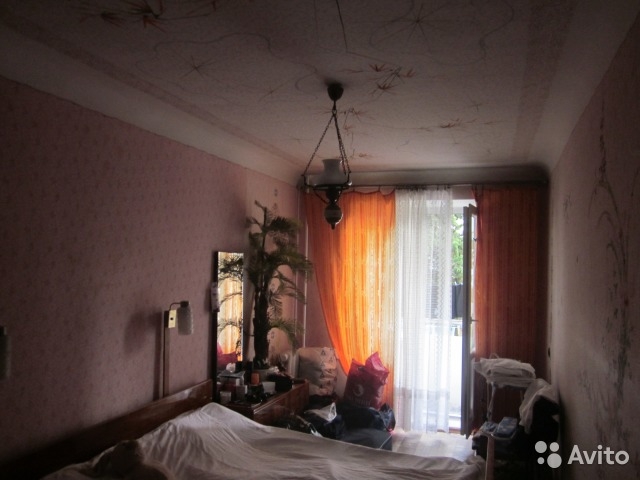 Квартира в центре Ялты,площадь 60/42/6 балкон, с/уз разд. состояние жилое. цена 100000уе. - 2