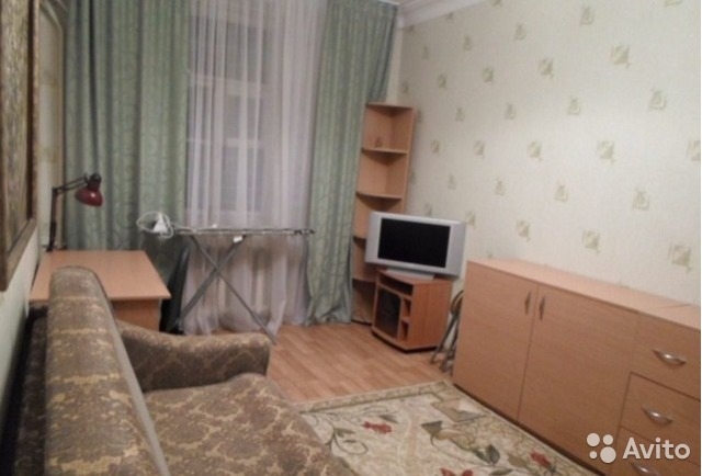 Аренда / 2-комнатные, СЕВАСТОПОЛЬ, Очаковцев, 28 000 р. Сдам 2 к кв 45 м2, по ул. Очаковцев, сталинка, отличное состояние, современная новая мебель, двуспальная кровать,... - 1