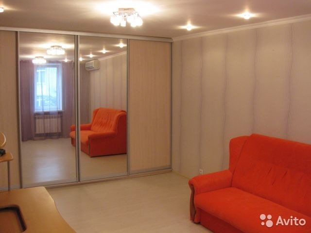 Аренда / 1-комнатные, СИМФЕРОПОЛЬ, ул.Октябрьская, 23 500 р. Сдается 1к квартира по ул.Октябрьская.В квартире сделан хороший ремонт, есть вся мебель и техника,2/3, встроенная... - 2