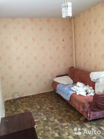Продажа / 3-комнатные, ЕВПАТОРИЯ, 2 700 000 р. Срочно продам 3х комн. Квартиру в р-н колхозного рынка, сост. обычное, Б/З. Больше информации по телефону! - 7