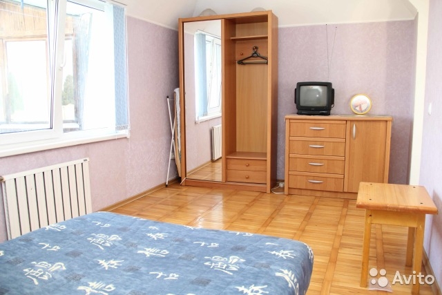Аренда / 1-комнатные, ЯЛТА, Нахимова, 12 000 р. Сдам 1кв.ул.Нахимова на круглый год.№340 Цена до мая 12000руб/мес.+комунальные, с мая 20000руб, договор, оплата...