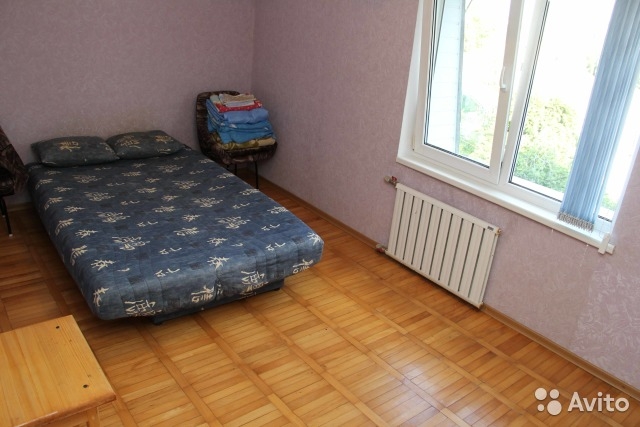 Аренда / 1-комнатные, ЯЛТА, Нахимова, 12 000 р. Сдам 1кв.ул.Нахимова на круглый год.№340 Цена до мая 12000руб/мес.+комунальные, с мая 20000руб, договор, оплата... - 3