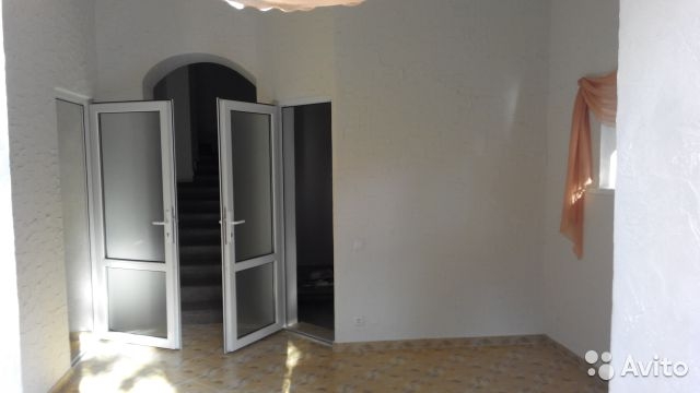 Продается 2-х этажный дом в центре Ялты, 5 комнат, общая площадь 250 м2, земельный участок 6,6 сотки фактически 7,... - 10