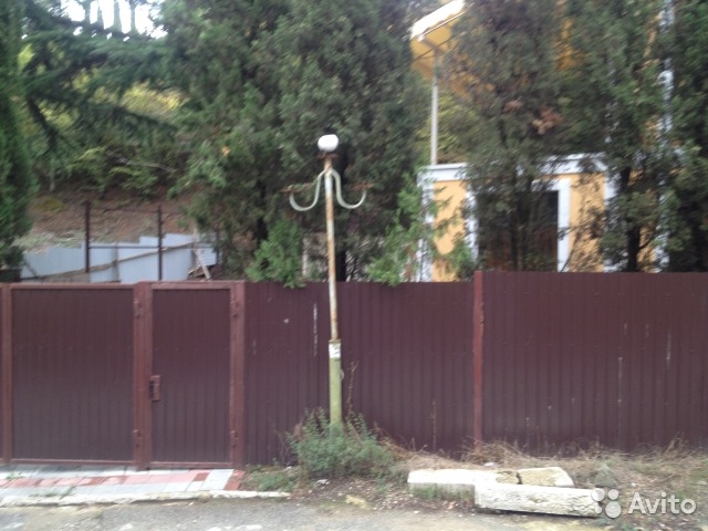 Продажа / Дома, АЛУШТА, 23 298 000 р. Продам частный дом в парковой зоне в центре Алушты, ул. Краснофлотская. До моря 5 мин ходьбы, рядом парк, отель... - 2