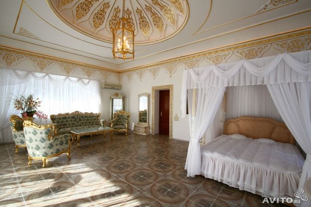 Продажа / Дома, АЛУШТА, 37 350 000 р. Продается трехэтажная вилла на берегу моря, построенная по оригинальному архитектурному проекту. Вилла... - 10