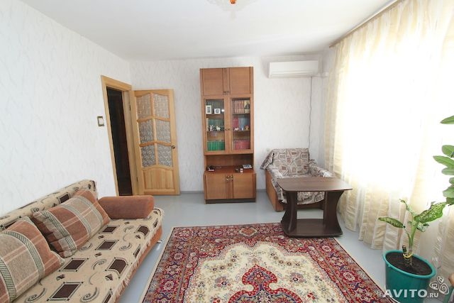 Стоимость данного варианта: от 1200 руб. - 2300 руб. в сутки за квартиру. Квартира расположена на 6 этаже 12 этажного... - 1