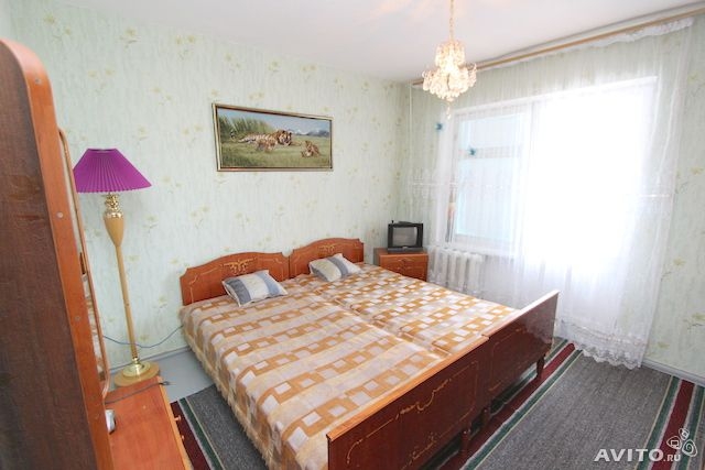 Стоимость данного варианта: от 1200 руб. - 2300 руб. в сутки за квартиру. Квартира расположена на 6 этаже 12 этажного... - 3