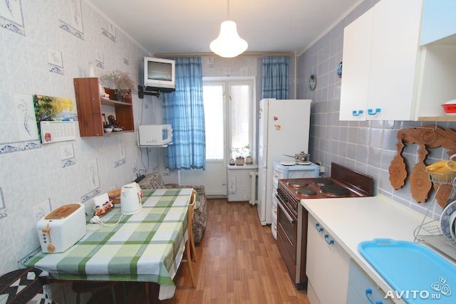 Стоимость данного варианта: от 1200 руб. - 2300 руб. в сутки за квартиру. Квартира расположена на 6 этаже 12 этажного... - 4
